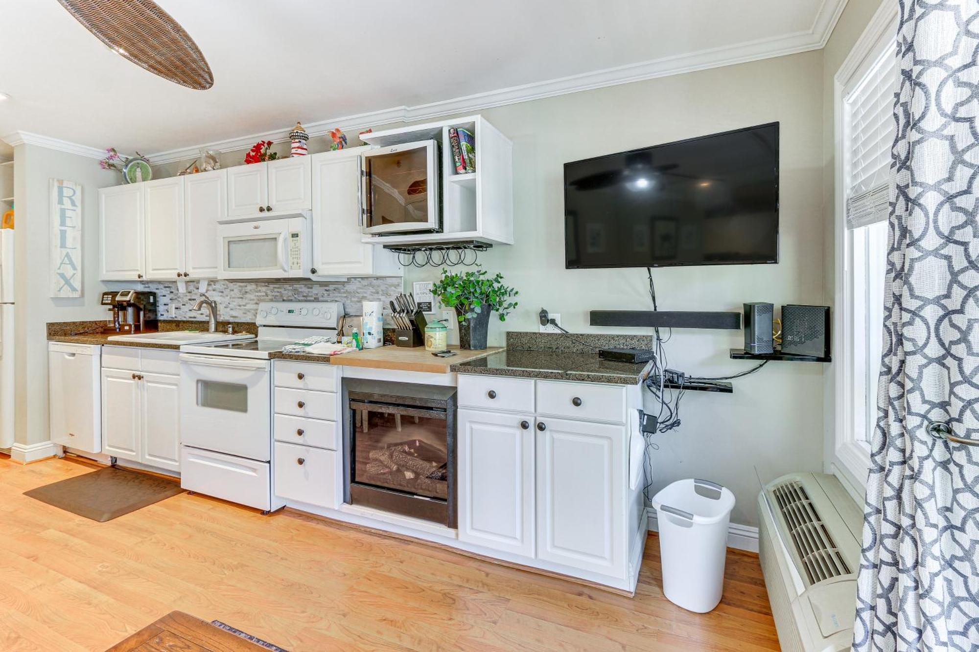 Hilton Head Gem Walk To Coligny Plaza And Beach! Hilton Head Island Exterior photo